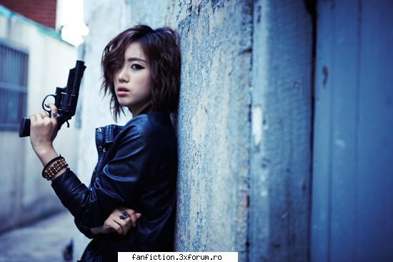 t-ara mie melodia asta, mai putin refrenul, imi aduce aminte peep peep, da-mi place. da, eunjung