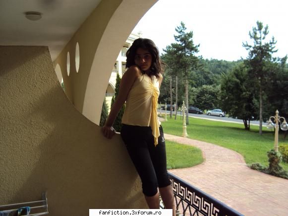 Hello! - Mersi:-*....Care ochelarii?: ))` - Welcome!