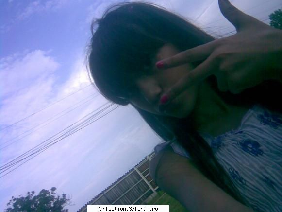 Hellooo All!!! Lavy Sunt :x - uite na dar e de la tzaraa :) - Welcome!