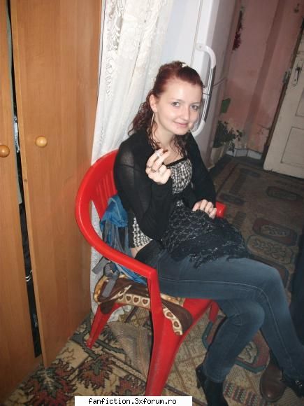 Hi :) - Eii ((: mai schimbam si noi look'u din cand in - Welcome!