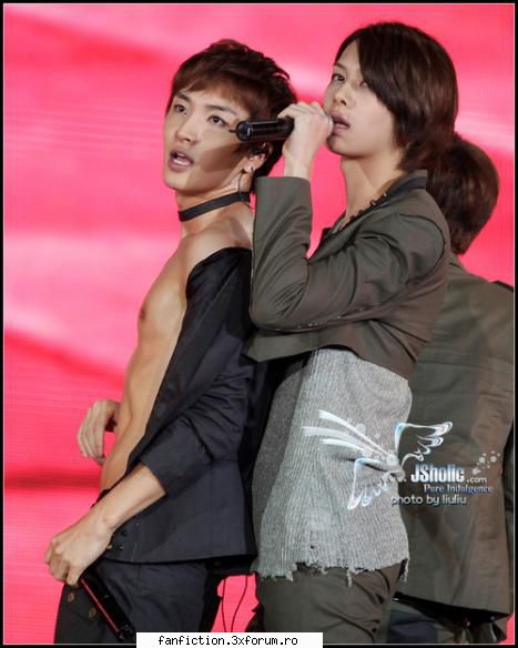 Hot or Not - Spune ;; ) And hot of course - Have Fun!