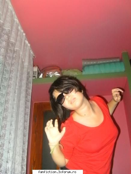 Stupid . stupid . Coke - Frate, abia am ajuns aici si deja sunt asaltata - Welcome!