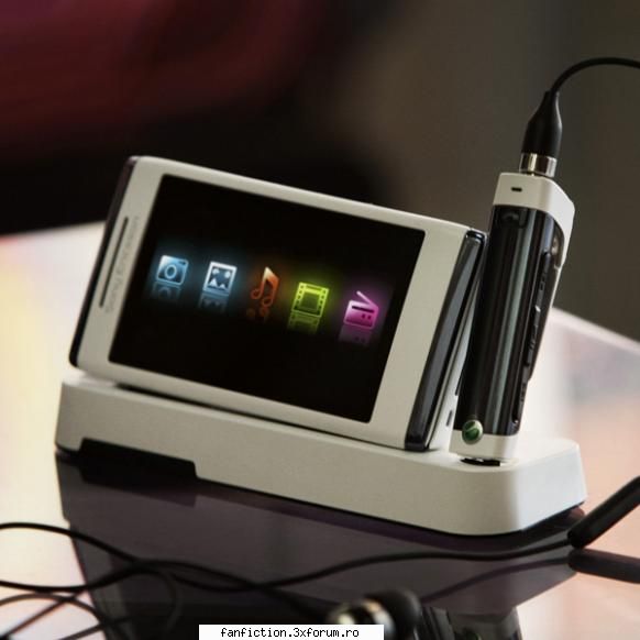 Telefon - Well eu pot spune ca imi iubesc telefonu' :X:X:X - About you.
