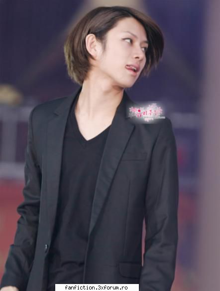Vreau o poza - Vreau o poza cu EunHyuk - Have Fun!