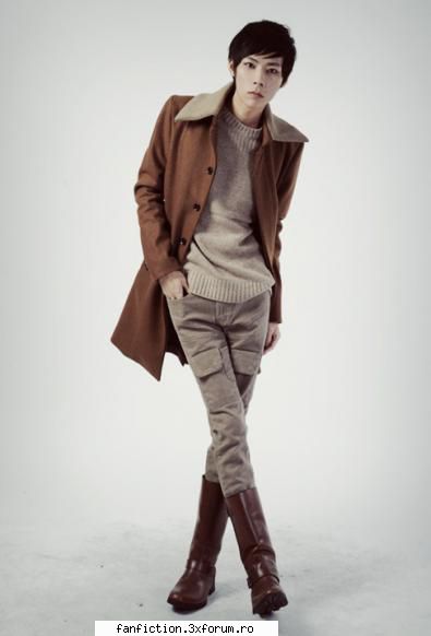 Yu Ha Min. - Yeah, he looks so good. Si a inceput sa-mi placa - Other stars.